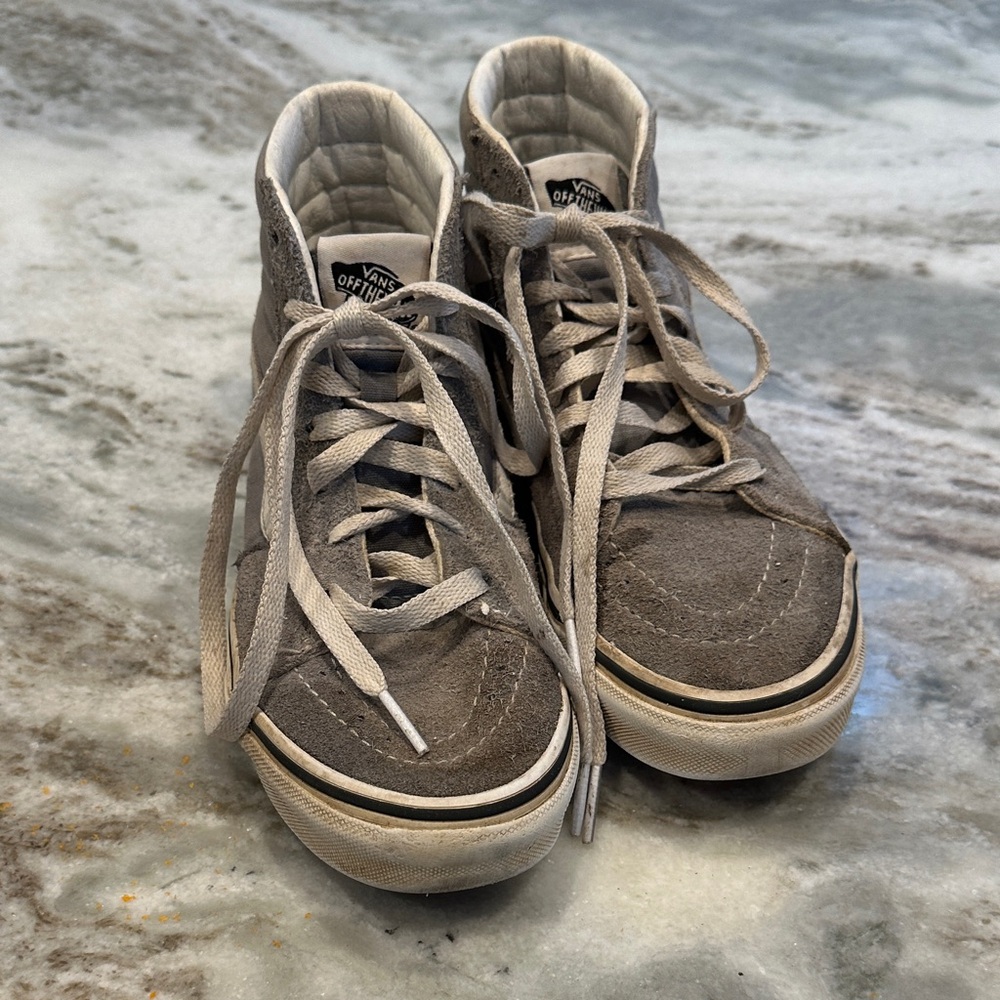 Vans Suede High-Tops in Taupe and White